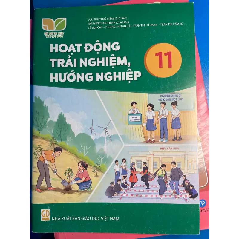 Bộ sách giáo khoa lớp 11 1031243