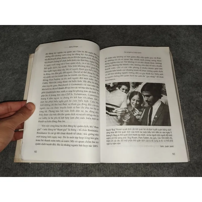 TỘI PHẠM VÌ HOÀ BÌNH 701121