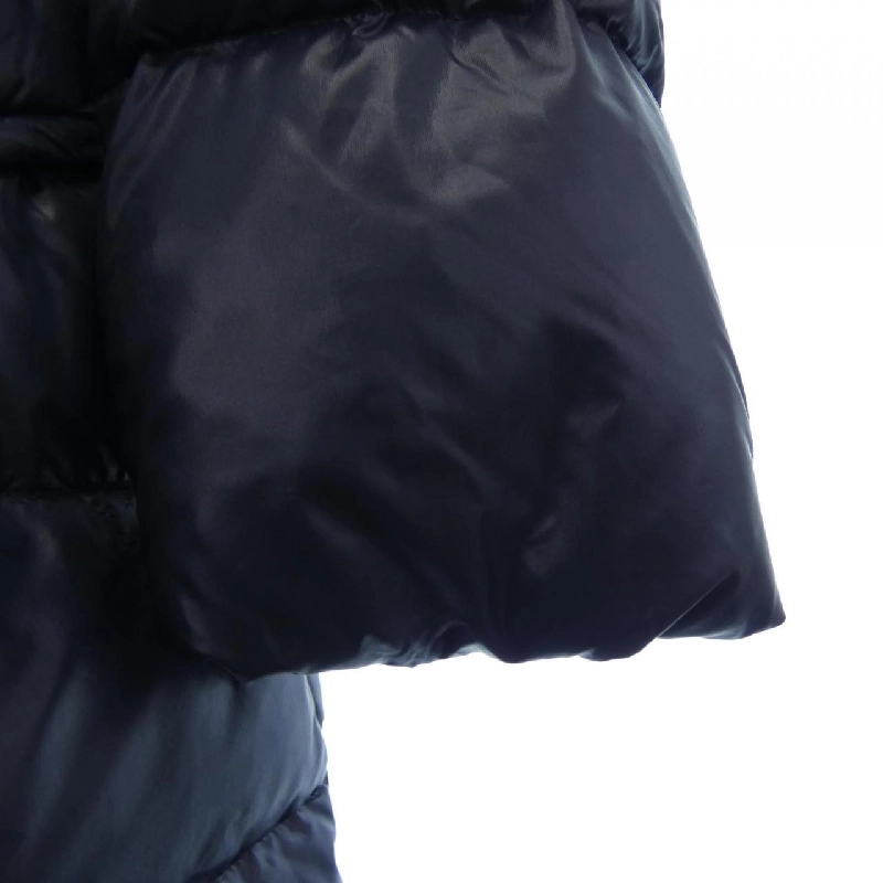 Áo khoác lông vũ BLUE LABEL CRESTBRIDGE 632359