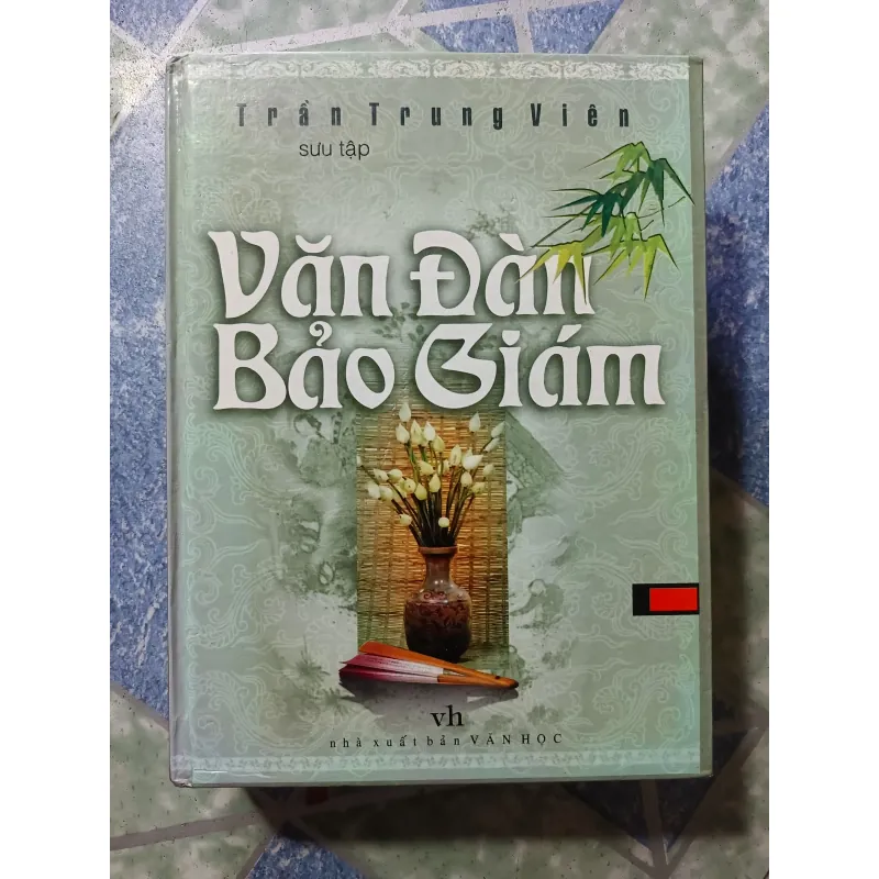 Văn Đàn Bảo Giám - Trần Trung Viên 1001154