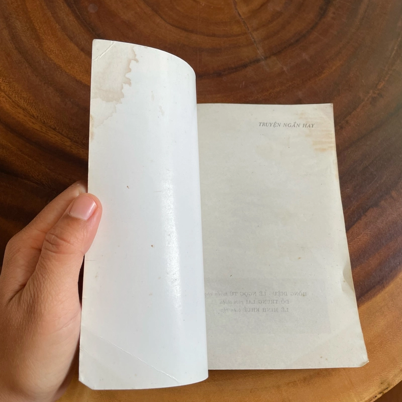 II Tựa sách: Truyện Ngắn Hay Cuối Tuần _ Quân Đội Nhân Dân - 1998 452786