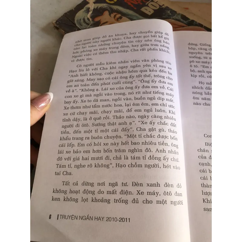 Truyện ngắn hay 2011 - Nhiều tác giả  1003227
