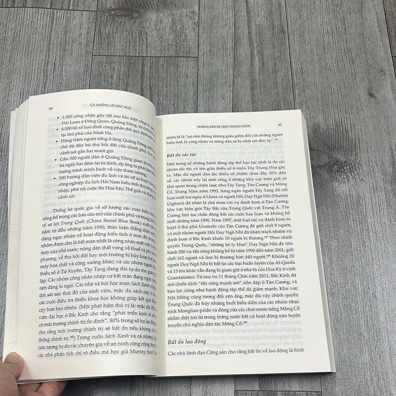 Gã khổng lồ mất ngủ. 3a5 531820
