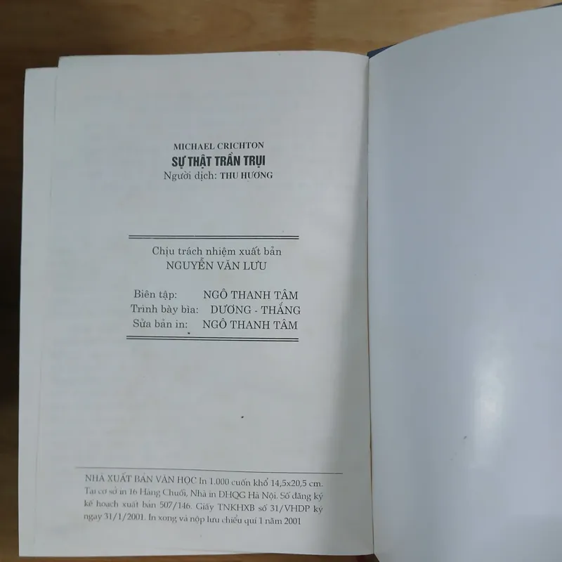 Tiểu Thuyết Sự Thật Trần Trụi - Michael Crichton 693413