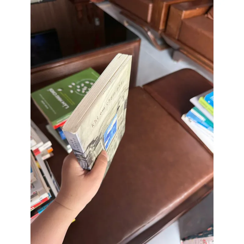 KHI EM CHẠM PHẢI MỘT NỖI BUỒN – Chương Đặng - K3 1008134