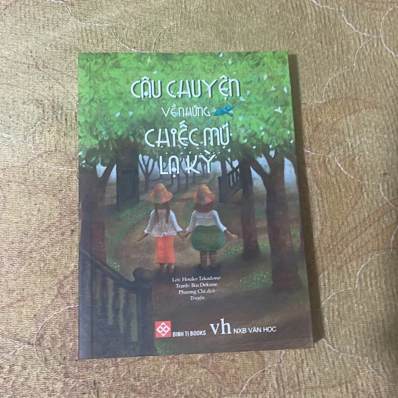 CÂU CHUYỆN VỀ NHỮNG CHIẾC MŨ LẠ KỲ 751657