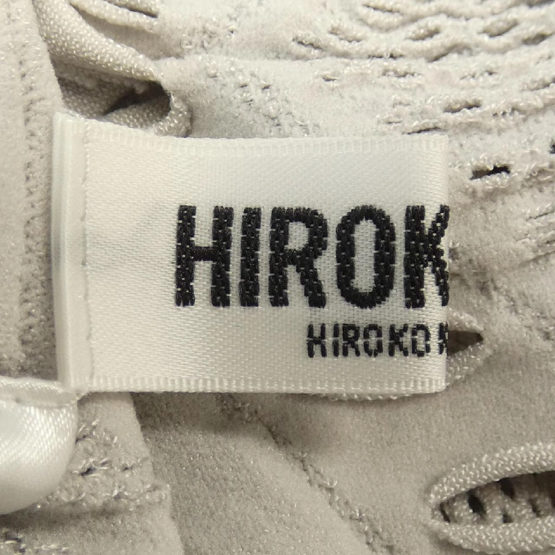 【Mã giảm giá】Hiroko Bis HIROKO BIS Áo thun 645747