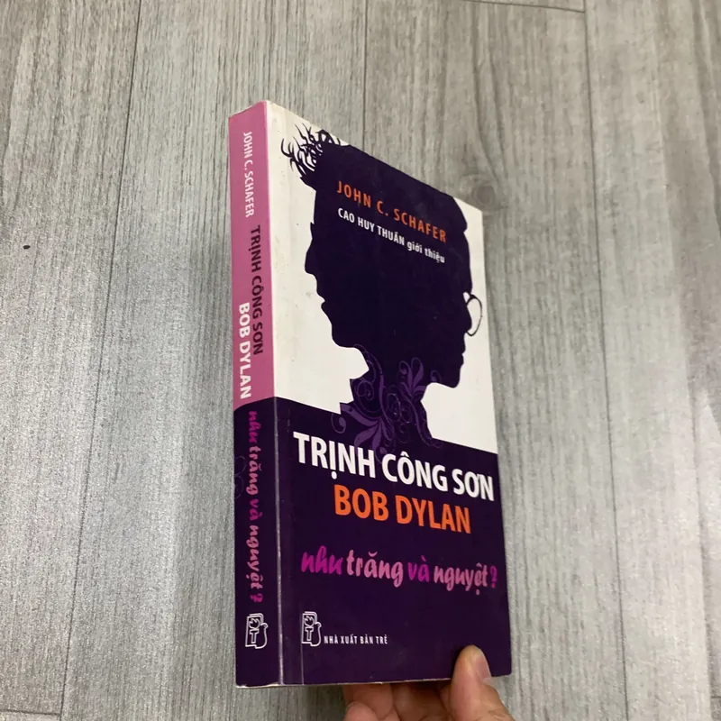 Trịnh công sơn, bob dylan như trăng và nguyệt. 1b3 717852