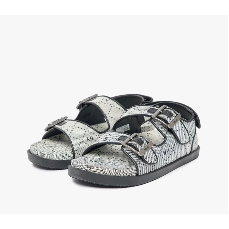 MLB - Giày sandals unisex đế thấp quai ngang-Size 36.5, nguyên mác 335576