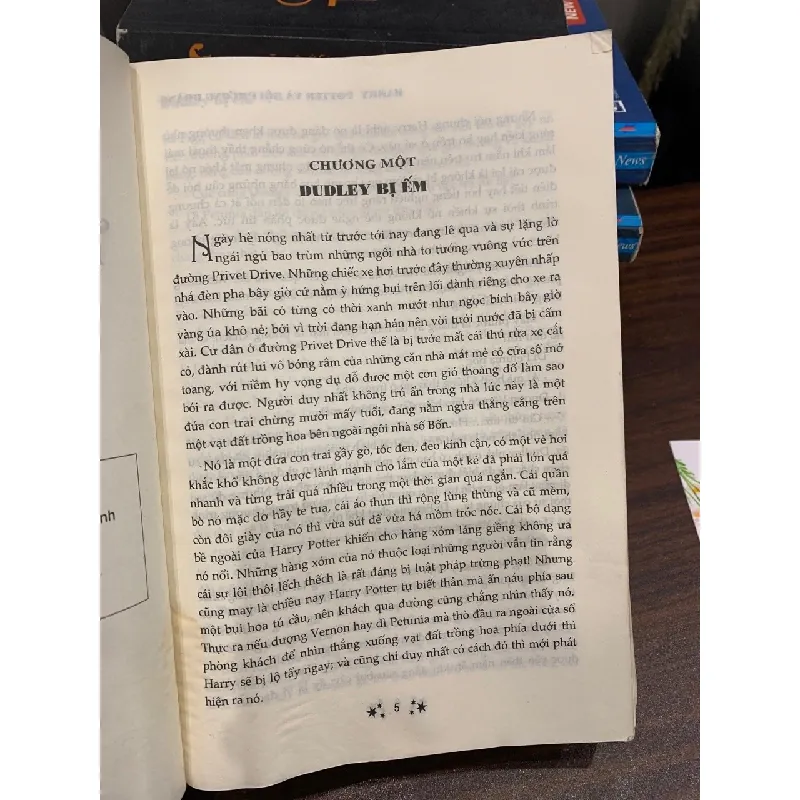Harry Potter và Hội Phượng Hoàng- J.K Rowling 695877