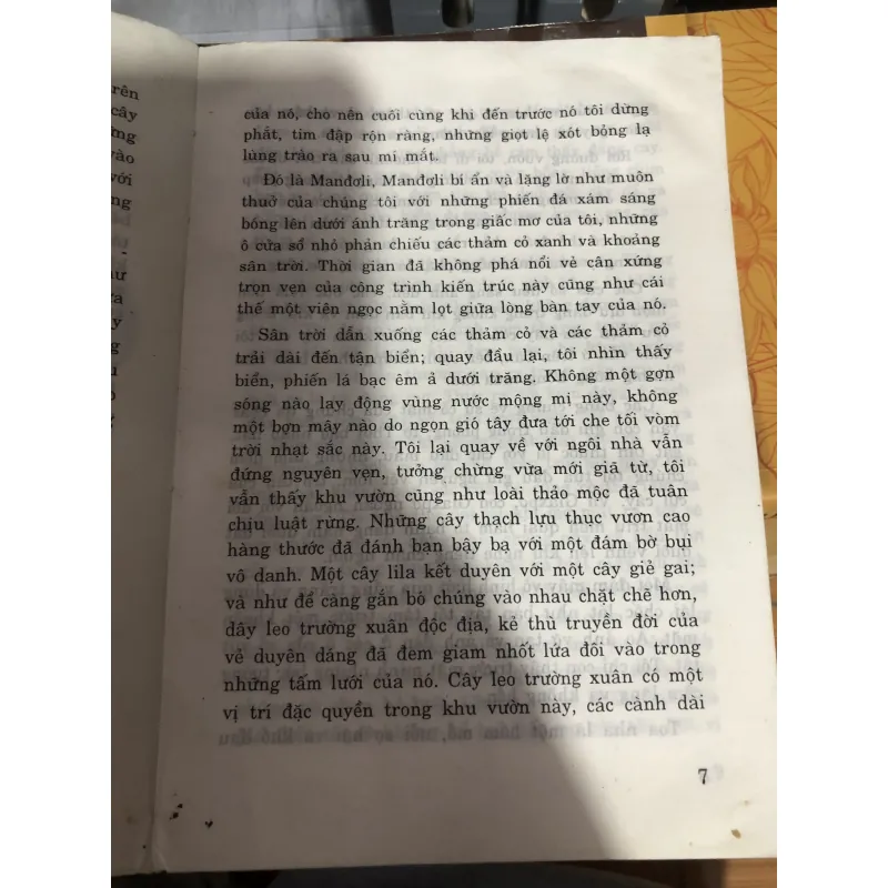 Tiểu thuyết Rebecca 990607