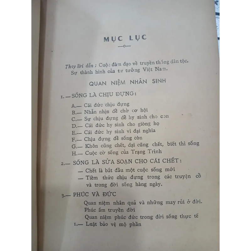 TRUYỀN THỐNG DÂN TỘC - LÊ VĂN SIÊU 737315