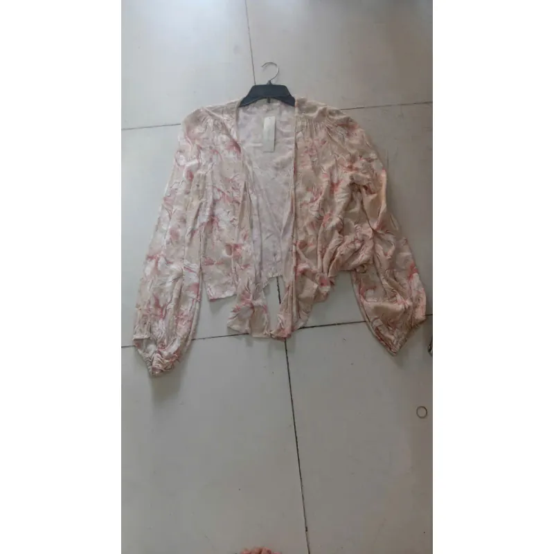 Áo khoát và áo thun đồng giá 20k 1003514