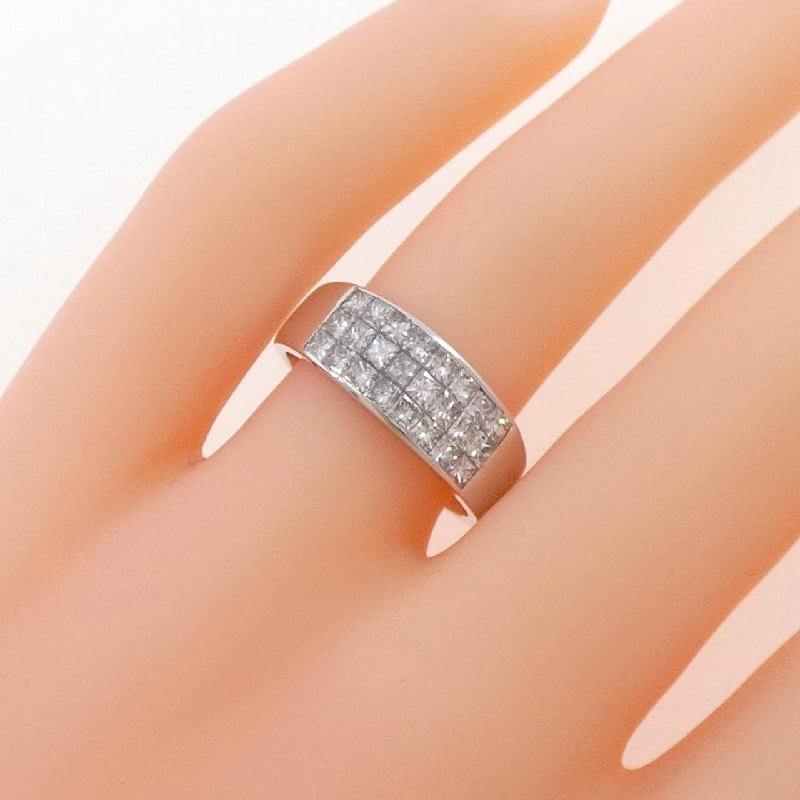 Nhẫn kim cương K18WG 672536