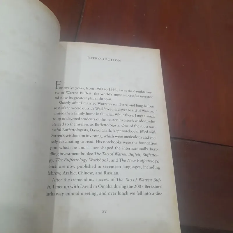 WARREN BUFFETT and the Interpretation of Financial Statements 674238