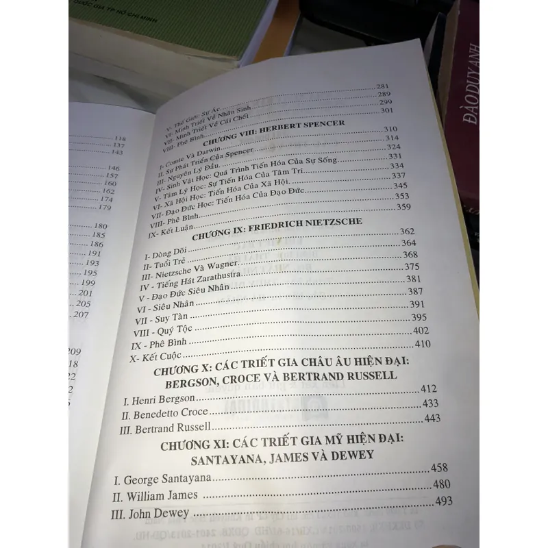 Câu Truyện triết học  738079