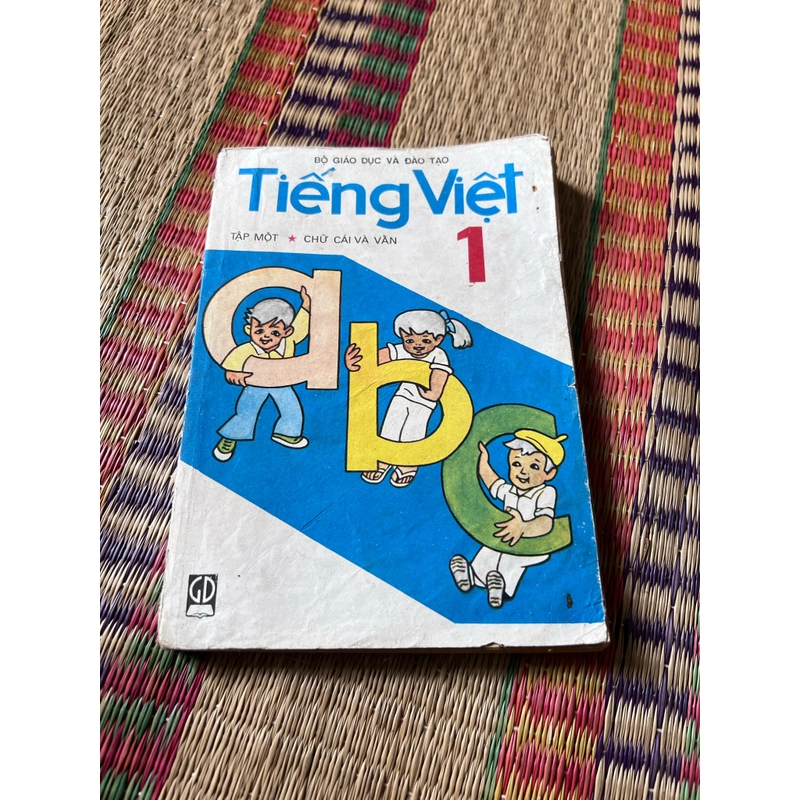 Sách tiếng Việt 1 tập 1 xuất bản 1994 396363