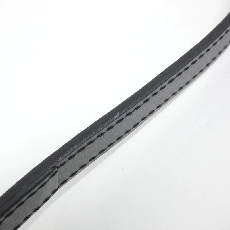 Túi đeo vai Louis Vuitton Monogram Macassar S-Lock Vertical Wearable Wallet M82535 612710