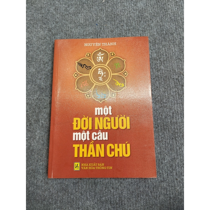 MỘT ĐỜI NGƯỜI MỘT CÂU THẦN CHÚ 494740