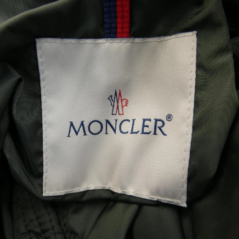 Áo khoác lông vũ MONCLER 643100