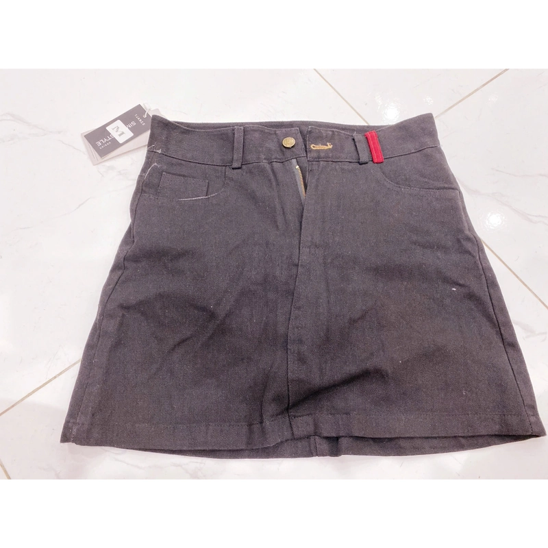 Chân váy bò size M màu đen ghi 552257