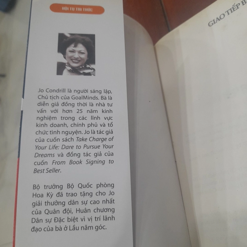 GIAO TIẾP BẤT KỲ AI, 101 cách nâng cao kỹ năng giao tiếp 501043