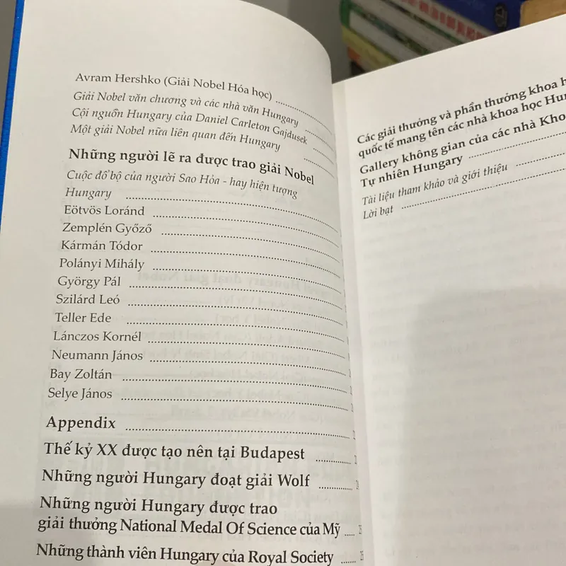 NHỮNG NGƯỜI HUNGARY ĐOẠT GIẢI NOBEL (XB 2009) 568140