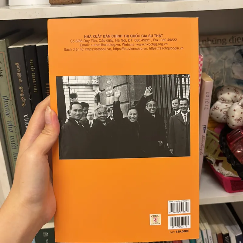 Gia đình, bạn bè và Đất nước - Nguyễn Thị Bình (hồi ký) 732166