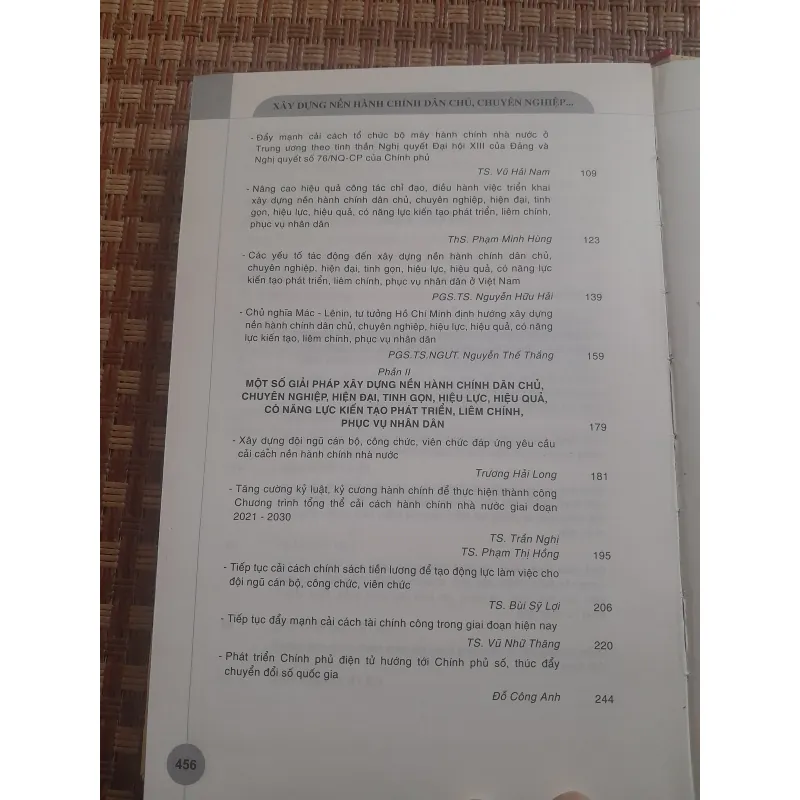 XÂY DỰNG NỀN HÀNH CHÍNH... 932777