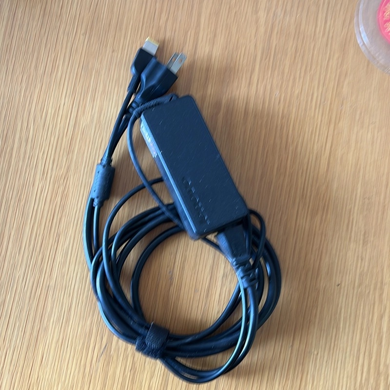 [2hand] Dây sạc laptop lenovo đầu usb - hàng đã qua sử dụng  476878