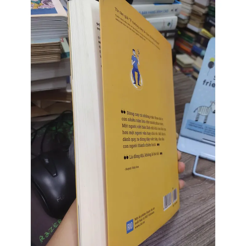 Sách: 90 bài học vỡ lòng về ý tưởng và câu chữ  - Huỳnh Vĩnh Sơn (A2) 589249