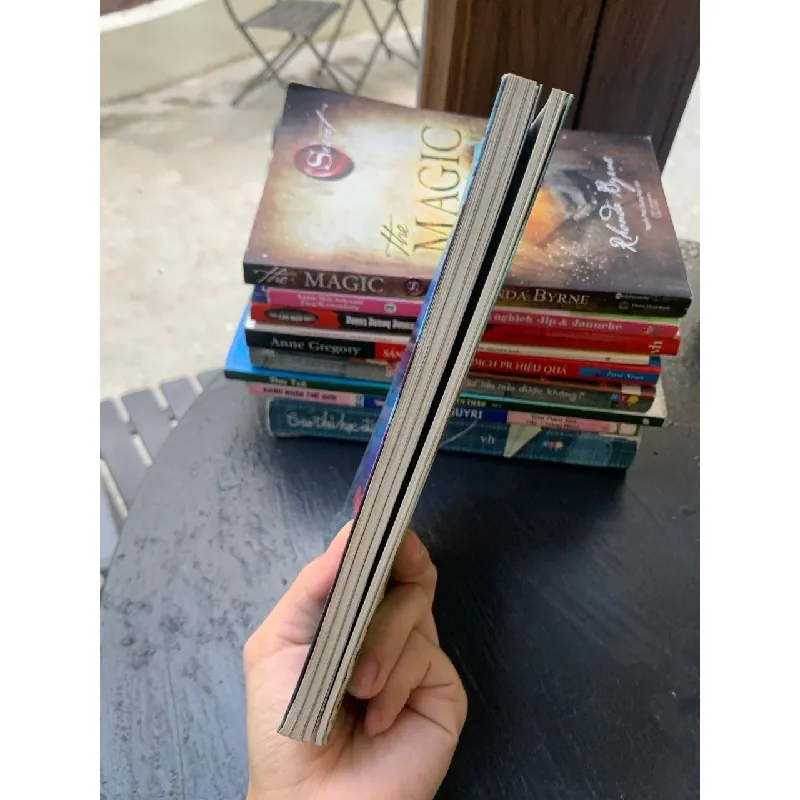 những đôi mát lạnh - Phan Hồn Nhiên 574796