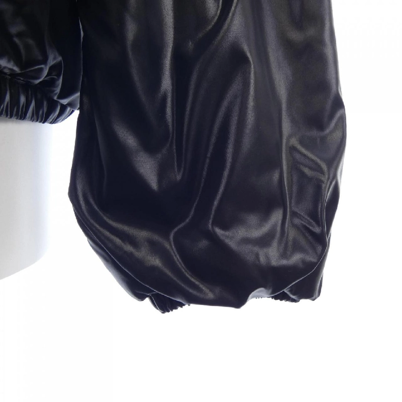 Áo khoác lông vũ MONCLER 638825