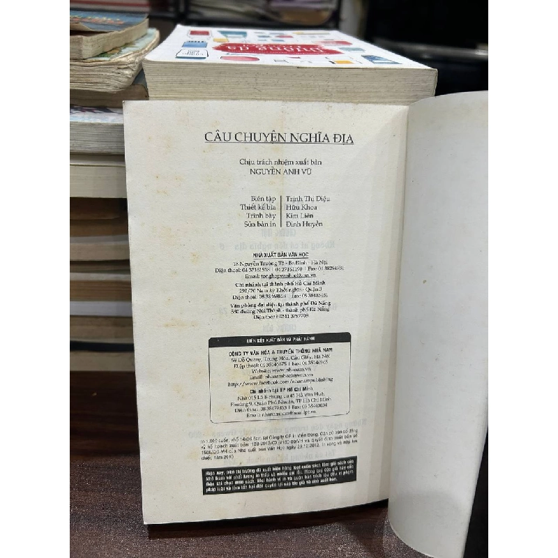 Câu Chuyện Nghĩa Địa - Neil Gaiman 932867