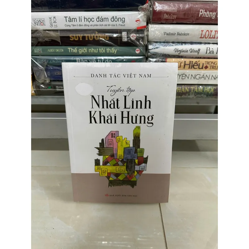 Tuyển tập Nhất Linh Khái Hưng - Danh tác Việt Nam (Bìa mềm) 569315