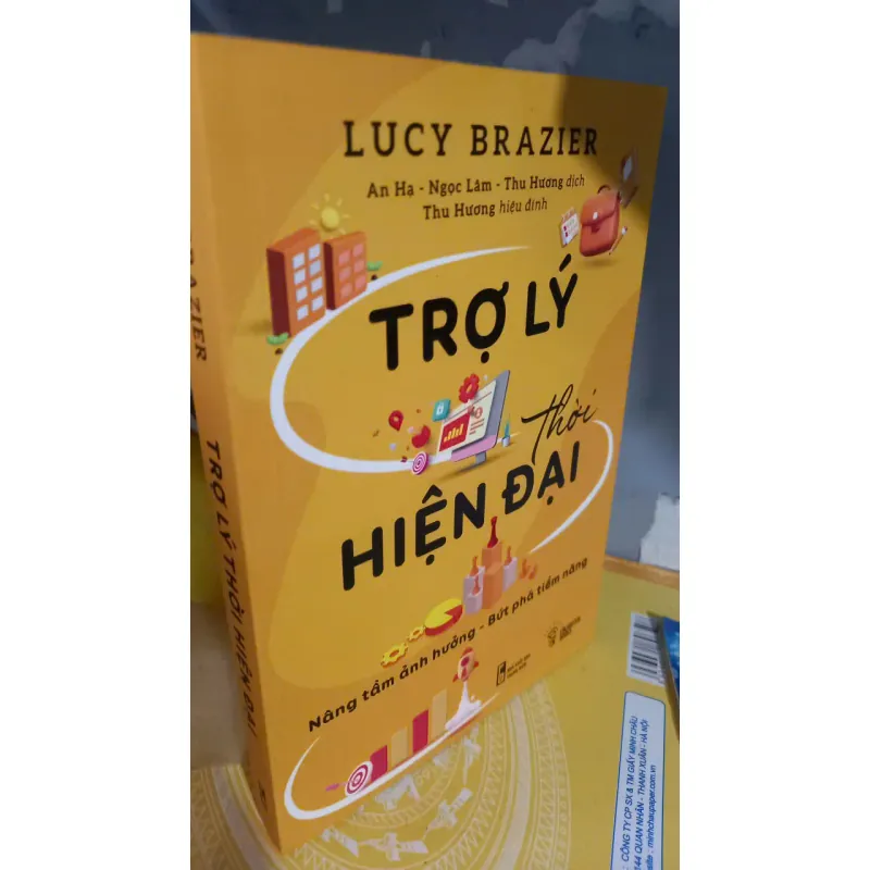 trợ lý thời hiện đại 977342