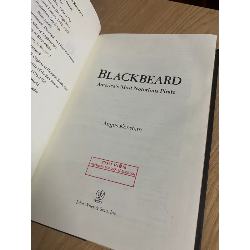 Sách cũ: Blackbeard - Angus Konstam 971609