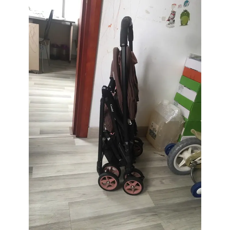 Xe đẩy combi 2 chiều còn rất mới 711676