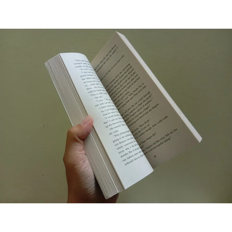 Radio silence, sách ngoại văn tiếng Anh, english book, tiểu thuyết  705971