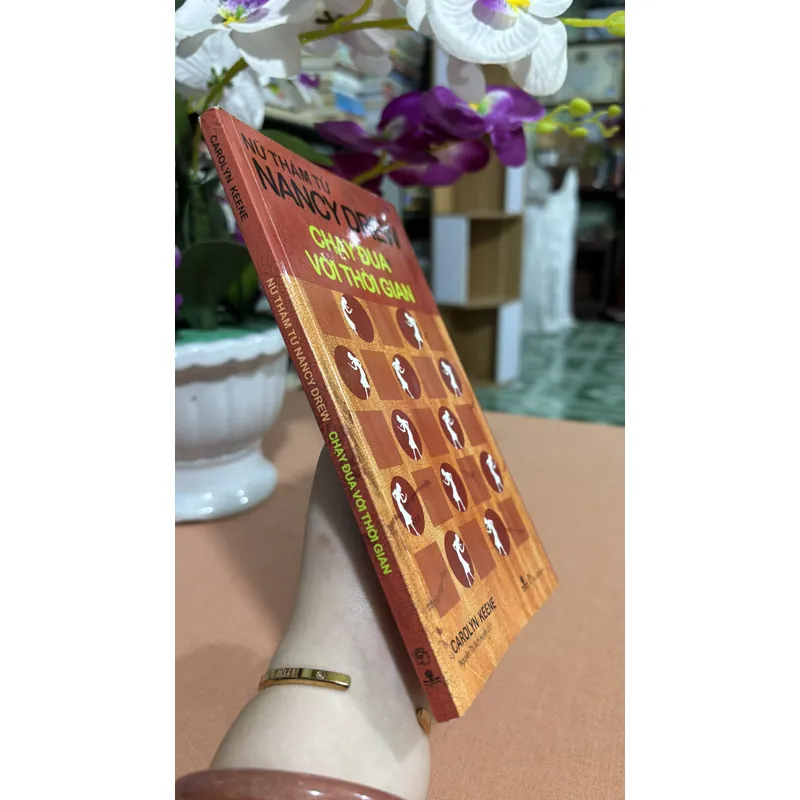 Nancy Drew Chạy đua với thời gian 🌊 593997