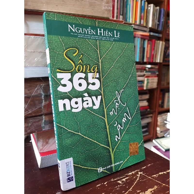 Sống 365 ngày một năm - Nguyễn Hiến Lê 494456