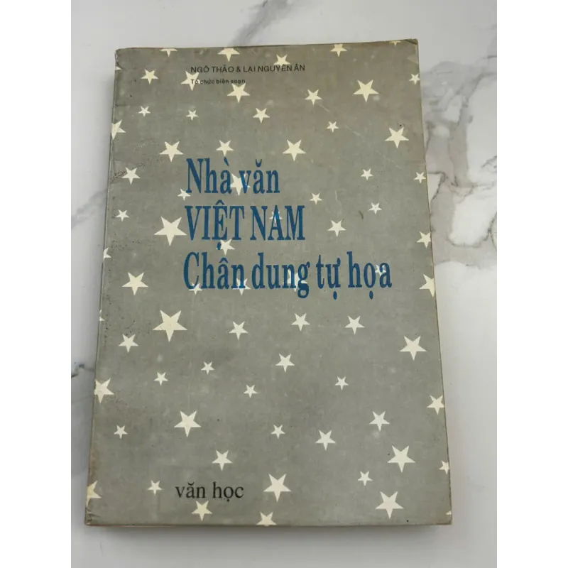Nhà Văn Việt Nam: Chân Dung Tự Họa – Tổ chức biên soạn: Ngô Thảo & Lại Nguyên Ân 601116