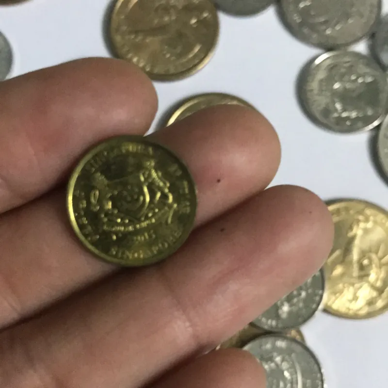 Bộ sưu tập đồng xu cũ 977288