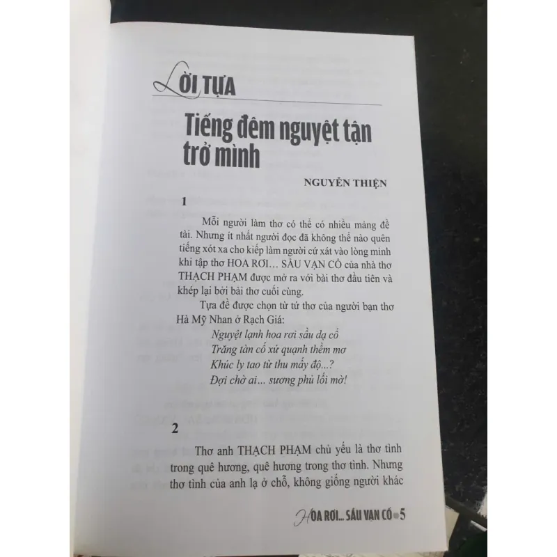 Hoa Rơi...Sầu Vạn Cổ 693227