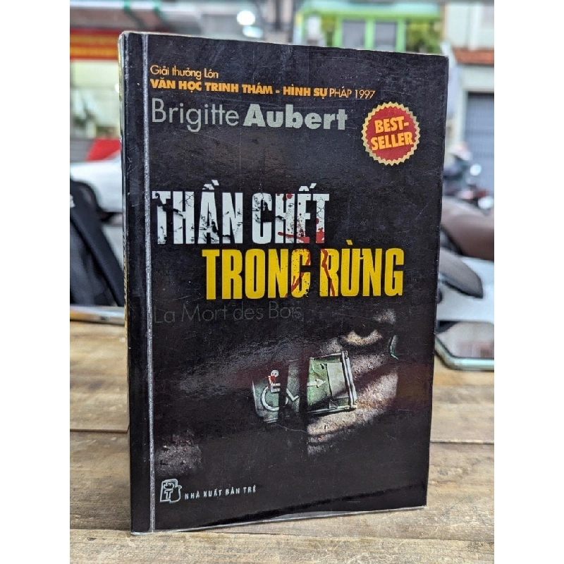 Thần chết trong rừng - Brigette Aubert 273089