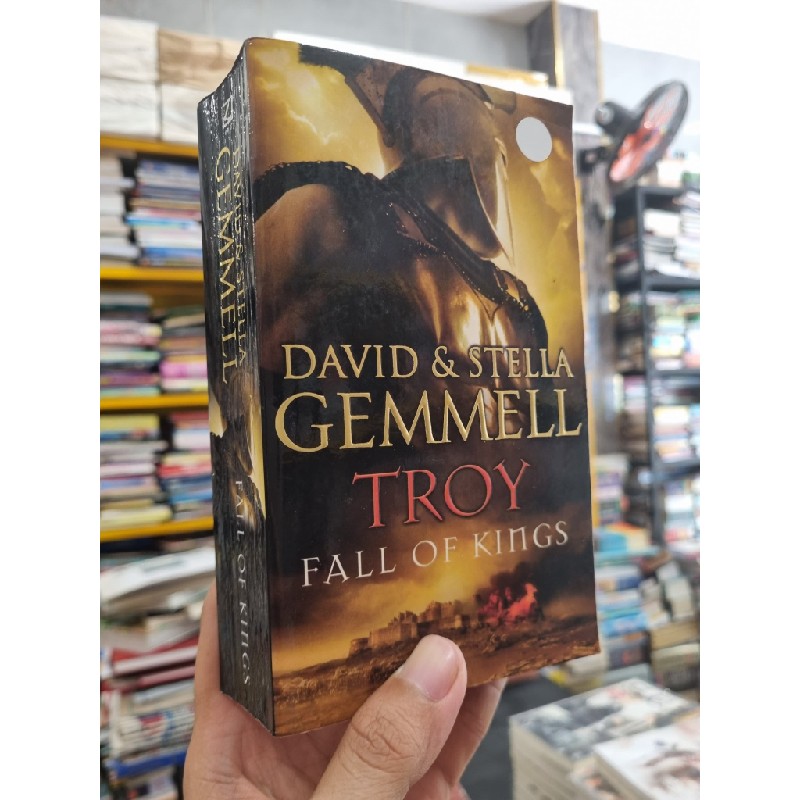 TROY : FALL OF KINGS (David Gemmell) (Pocket Size - Corgi Books) 139262