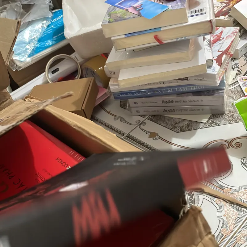 (trinh thám) - Máu - Maggie Gee 1008969