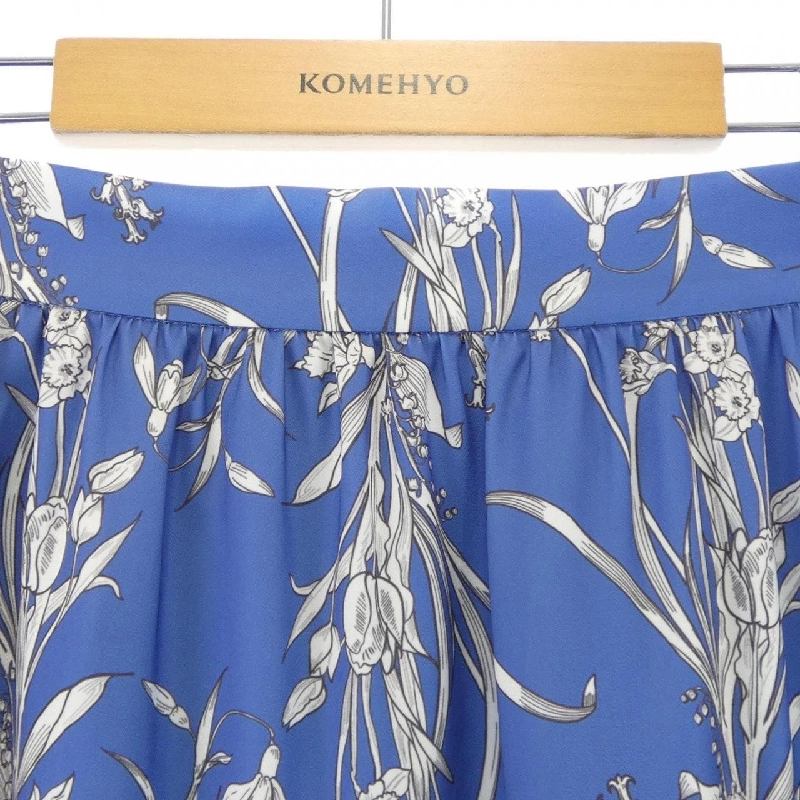 Chân váy QUEENS COURT - Hàng hiệu Authentic 809078