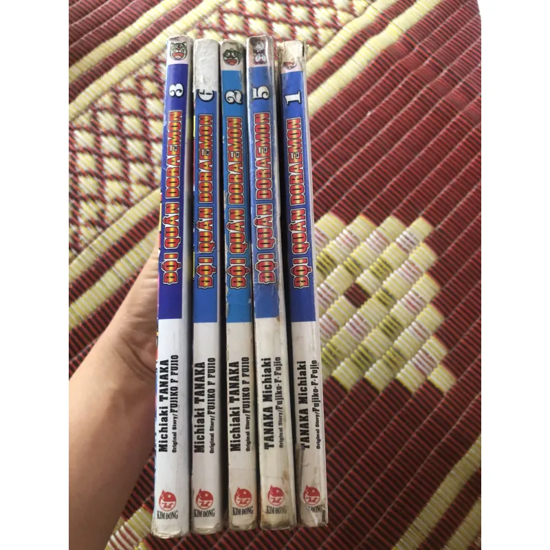 Truyện tranh Doremon - Đội quân Doremon- Combo 5c , thiếu tập 4 là full bộ 1023509