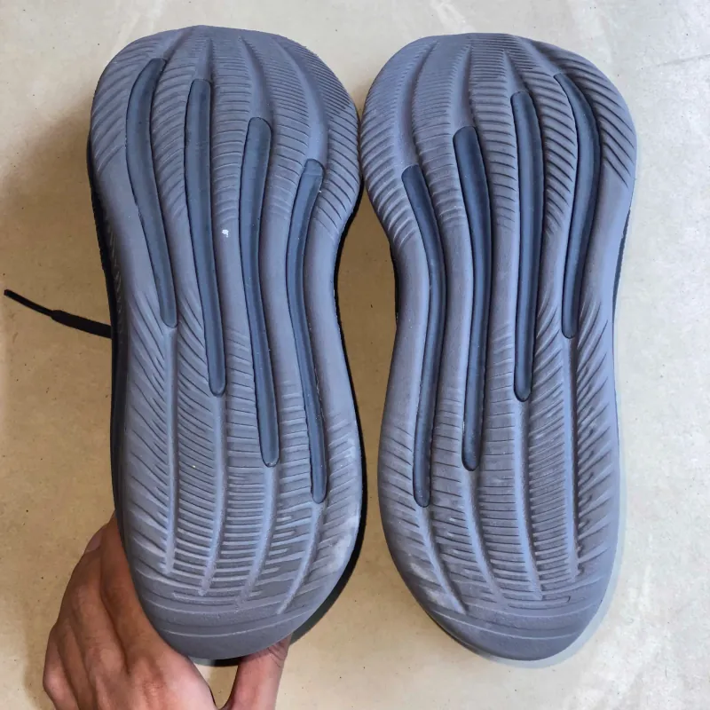 Giày chạy bộ SUPERNOVA COMFORTGLIDE 789504